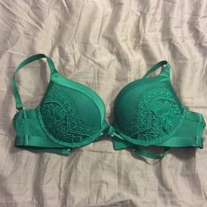 Victoria’s Secret Very Sexy Push Up Lacy Green